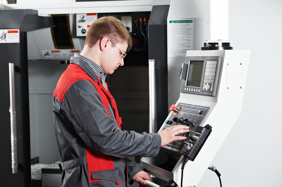 Cnc Operatörü Nedir? Ne İş Yapar? Neleri Bilmelidir?
